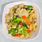 Best Chicken with Seasonal Vegetables in Manchester, IA