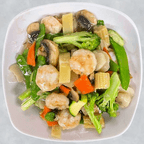 Best Shrimp with Seasonal Vegetables in Manchester, IA